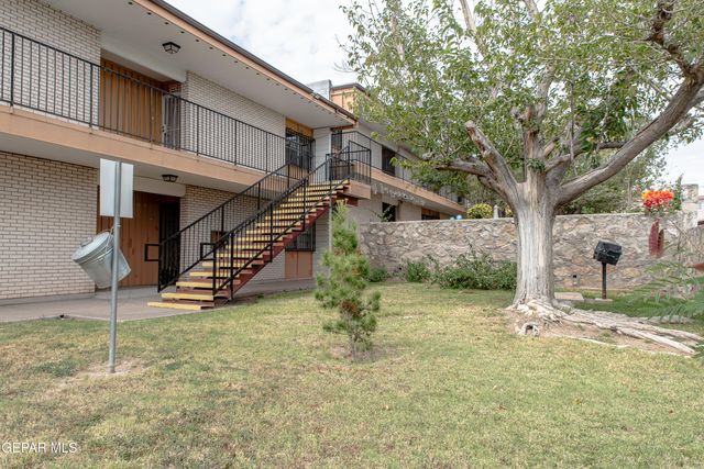 6400 Edgemere Boulevard 34, El Paso, TX 79925