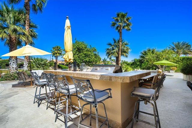 10 Via Santa Velera, Rancho Mirage, CA 92270