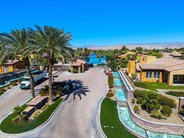 10 Via Santa Velera, Rancho Mirage, CA 92270