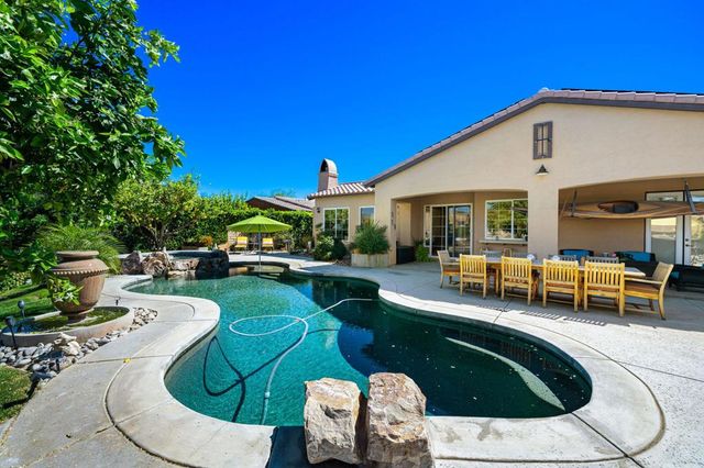 10 Via Santa Velera, Rancho Mirage, CA 92270