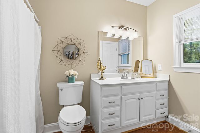 325 Enchanted Drive, Matthews, NC 28104