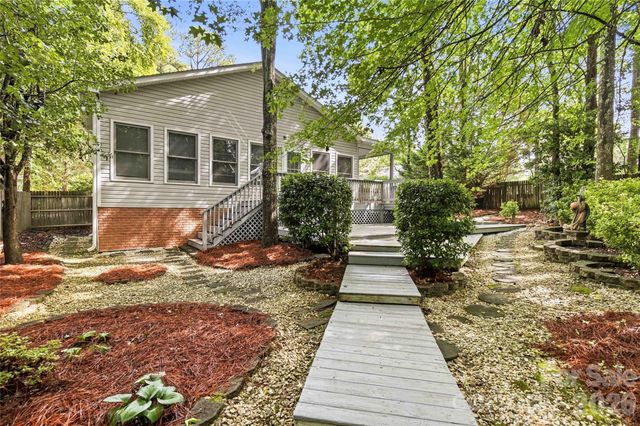 325 Enchanted Drive, Matthews, NC 28104
