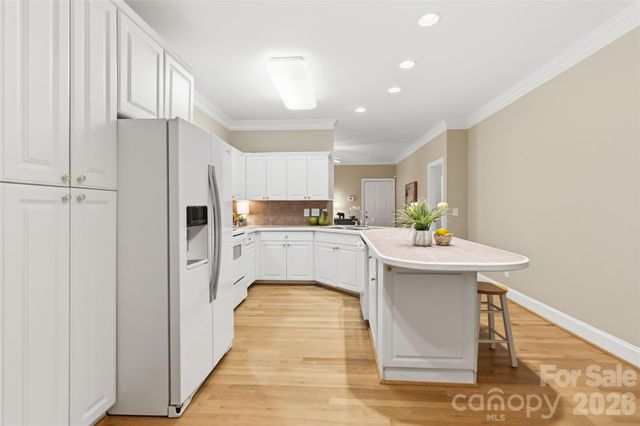 325 Enchanted Drive, Matthews, NC 28104