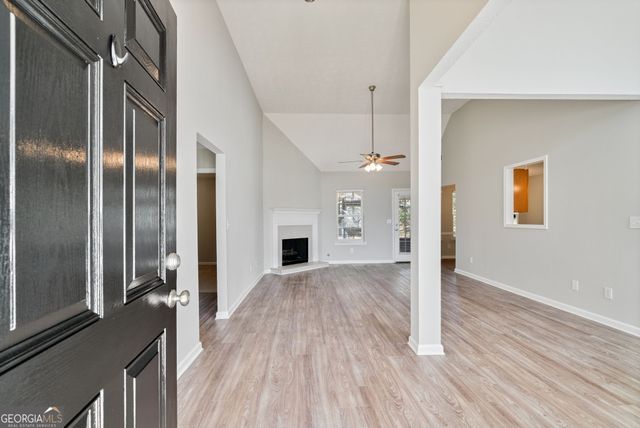 4332 Beaverton Circle, Loganville, GA 30052