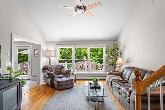 4 Fern Avenue, Amesbury, MA 01913