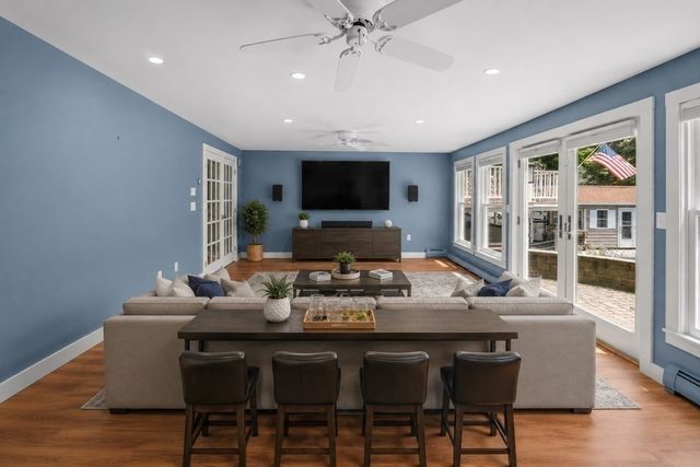 4 Fern Avenue, Amesbury, MA 01913