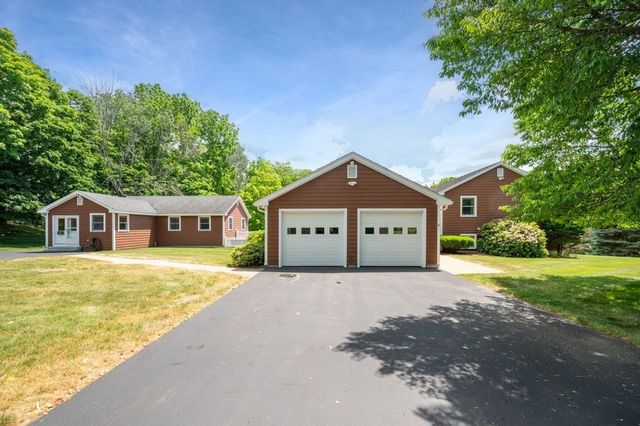 4 Fern Avenue, Amesbury, MA 01913