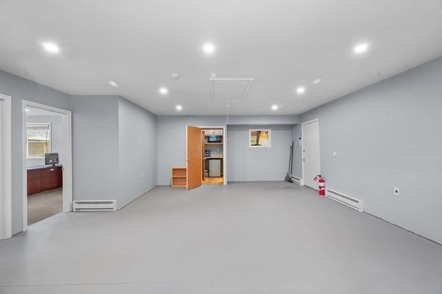 4 Fern Avenue, Amesbury, MA 01913