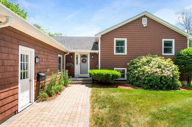 4 Fern Avenue, Amesbury, MA 01913
