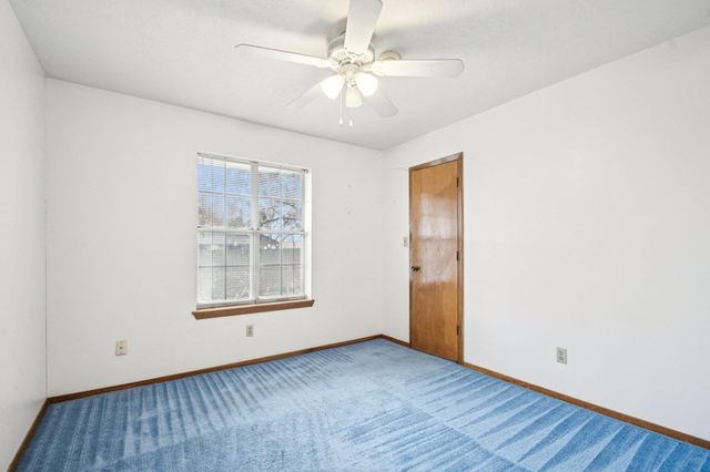 102 Stubblefield DR, Elgin, TX 78621