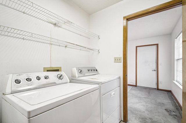 102 Stubblefield DR, Elgin, TX 78621