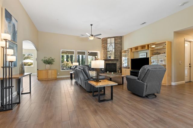 11210 Valle Vista Ct, Auburn, CA 95603