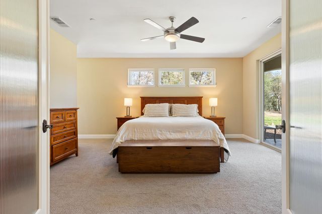 11210 Valle Vista Ct, Auburn, CA 95603