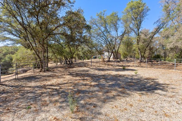 11210 Valle Vista Ct, Auburn, CA 95603