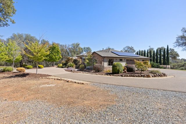 11210 Valle Vista Ct, Auburn, CA 95603