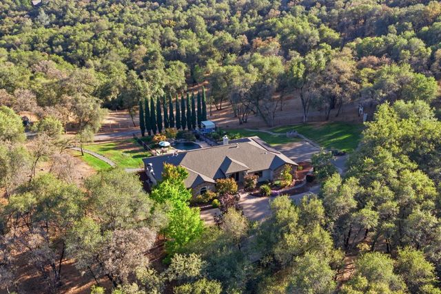 11210 Valle Vista Ct, Auburn, CA 95603