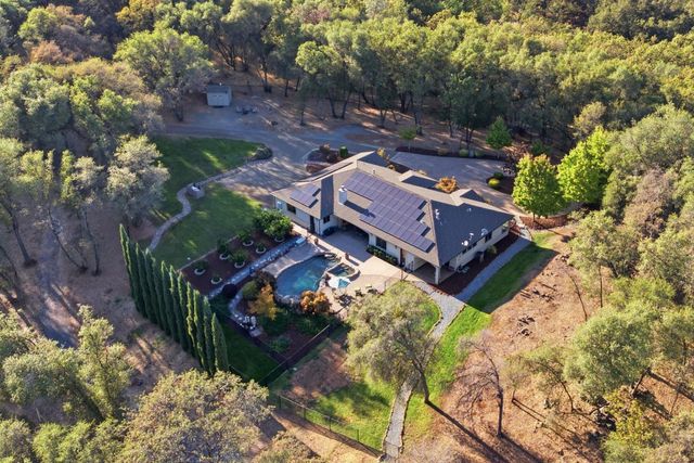11210 Valle Vista Ct, Auburn, CA 95603