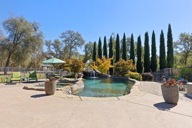 11210 Valle Vista Ct, Auburn, CA 95603