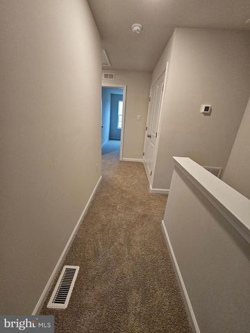 4 ELLIOT LN, Westampton, NJ 08060