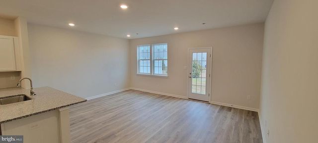 4 ELLIOT LN, Westampton, NJ 08060
