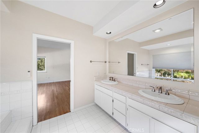 4023 Pala Mesa Oaks, Fallbrook, CA 92028