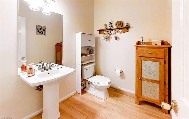 4495 Asbury Place Drive, Clemmons, NC 27012