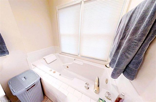 4495 Asbury Place Drive, Clemmons, NC 27012