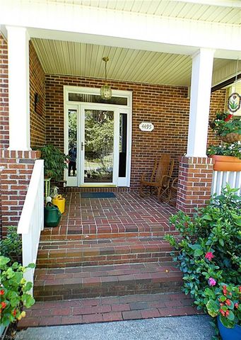 4495 Asbury Place Drive, Clemmons, NC 27012