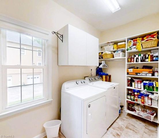 4495 Asbury Place Drive, Clemmons, NC 27012