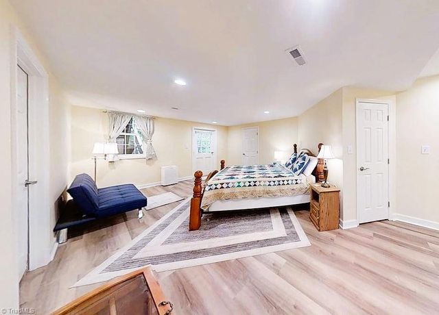 4495 Asbury Place Drive, Clemmons, NC 27012