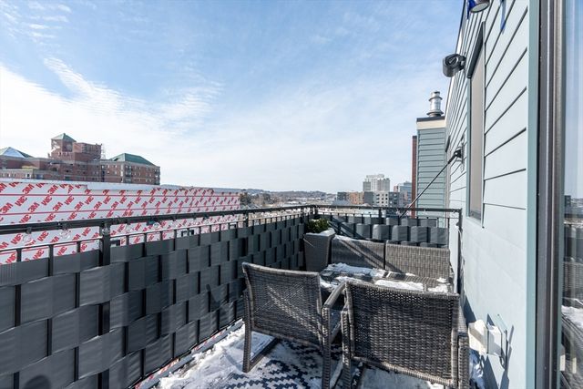 30 Penniman Rd PH702, Boston, MA 02134