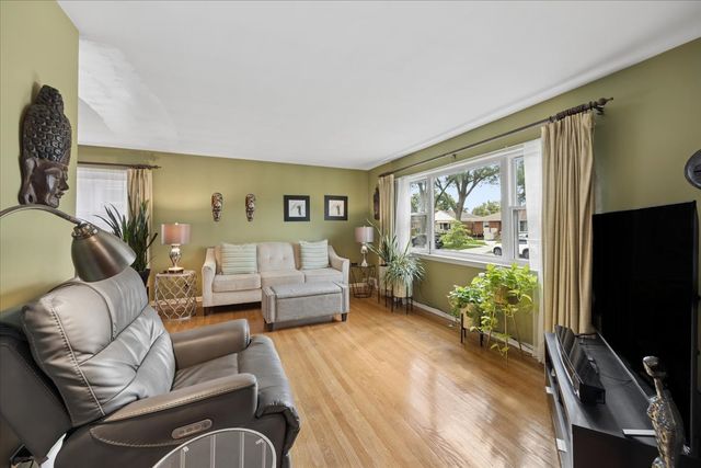 1859 Downing Avenue, Westchester, IL 60154
