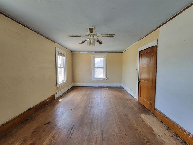 1922 Adams Avenue, Huntington, WV 25704