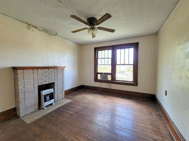 1922 Adams Avenue, Huntington, WV 25704