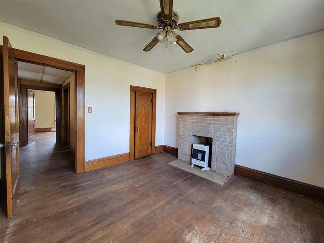 1922 Adams Avenue, Huntington, WV 25704