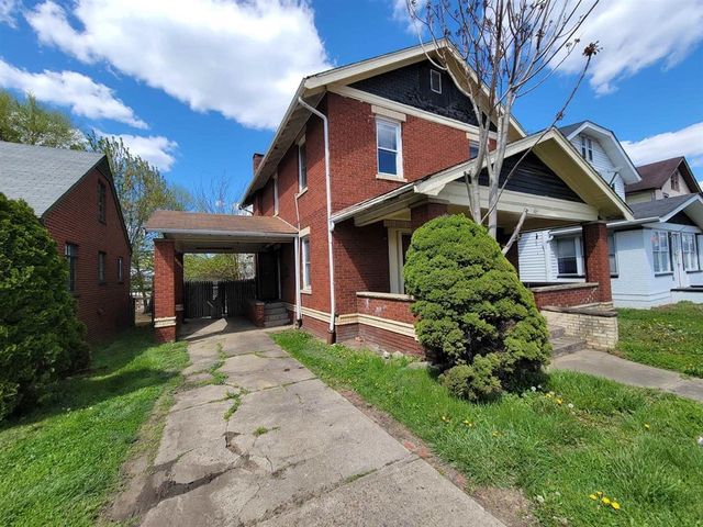 1922 Adams Avenue, Huntington, WV 25704
