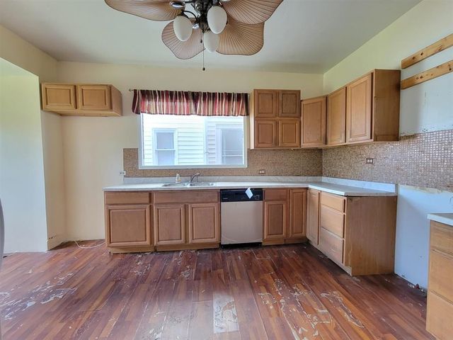 1922 Adams Avenue, Huntington, WV 25704