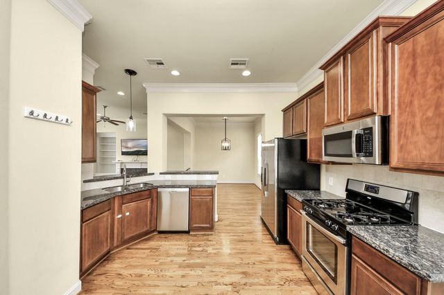 5617 Kiam Street A, Houston, TX 77007