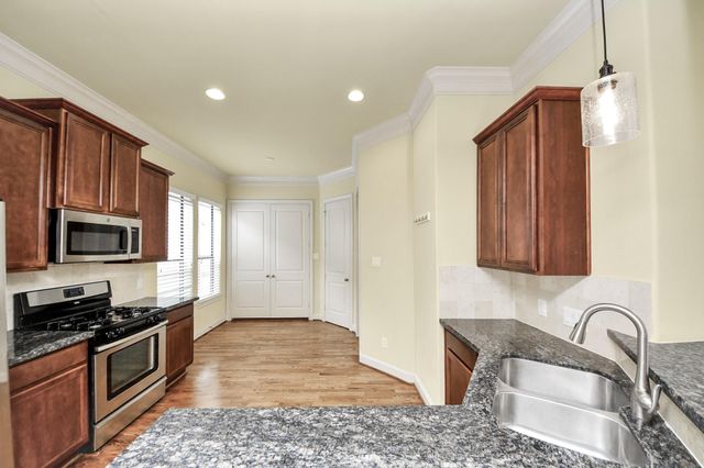 5617 Kiam Street A, Houston, TX 77007