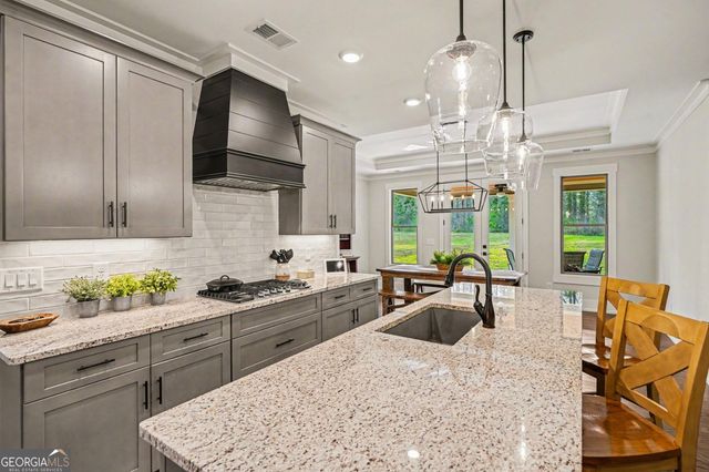 287 Conner Lane, Williamson, GA 30292