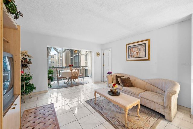 1243 S MARTIN LUTHER KING JR AVENUE B405, Clearwater, FL 33756