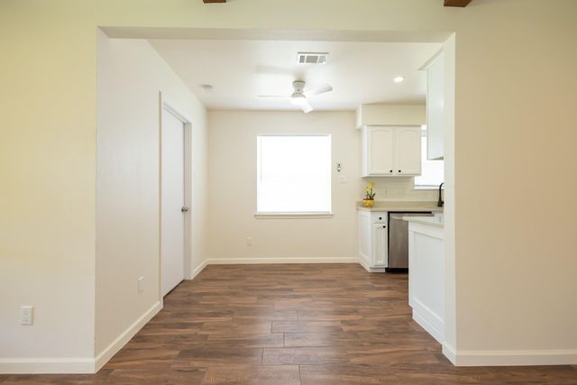 9011 Grape Street, Houston, TX 77036