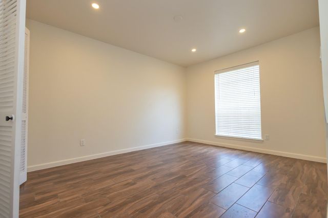 9011 Grape Street, Houston, TX 77036