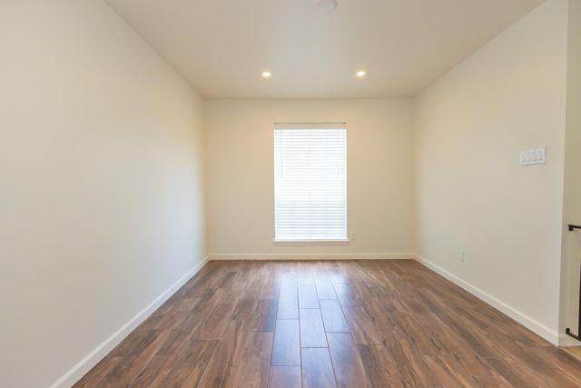 9011 Grape Street, Houston, TX 77036