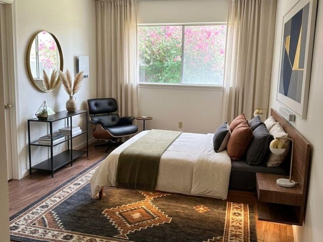 9011 Grape Street, Houston, TX 77036