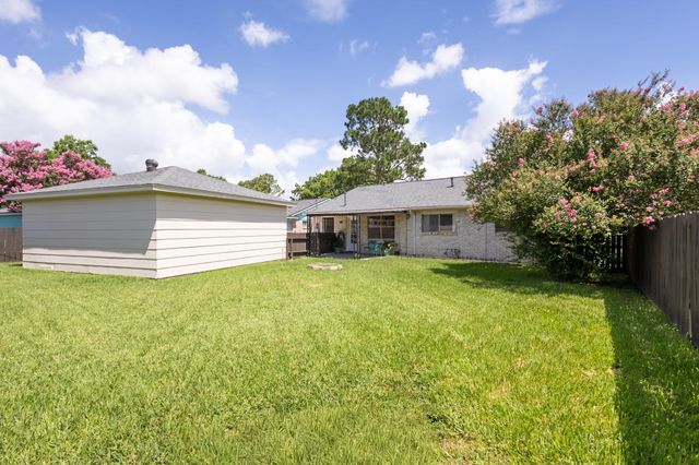 9011 Grape Street, Houston, TX 77036