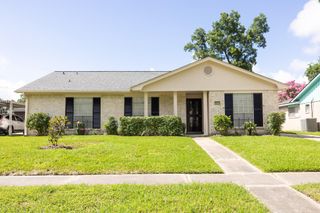 9011 Grape Street, Houston, TX 77036