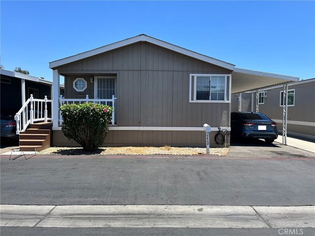 1241 N East Street 172, Anaheim, CA 92805