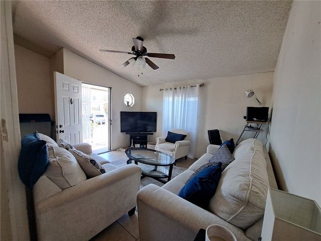 1241 N East Street 172, Anaheim, CA 92805