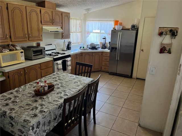 1241 N East Street 172, Anaheim, CA 92805